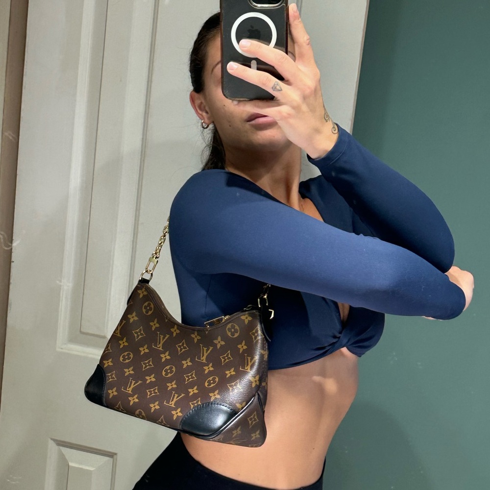 Louis Vuitton shoulder bag